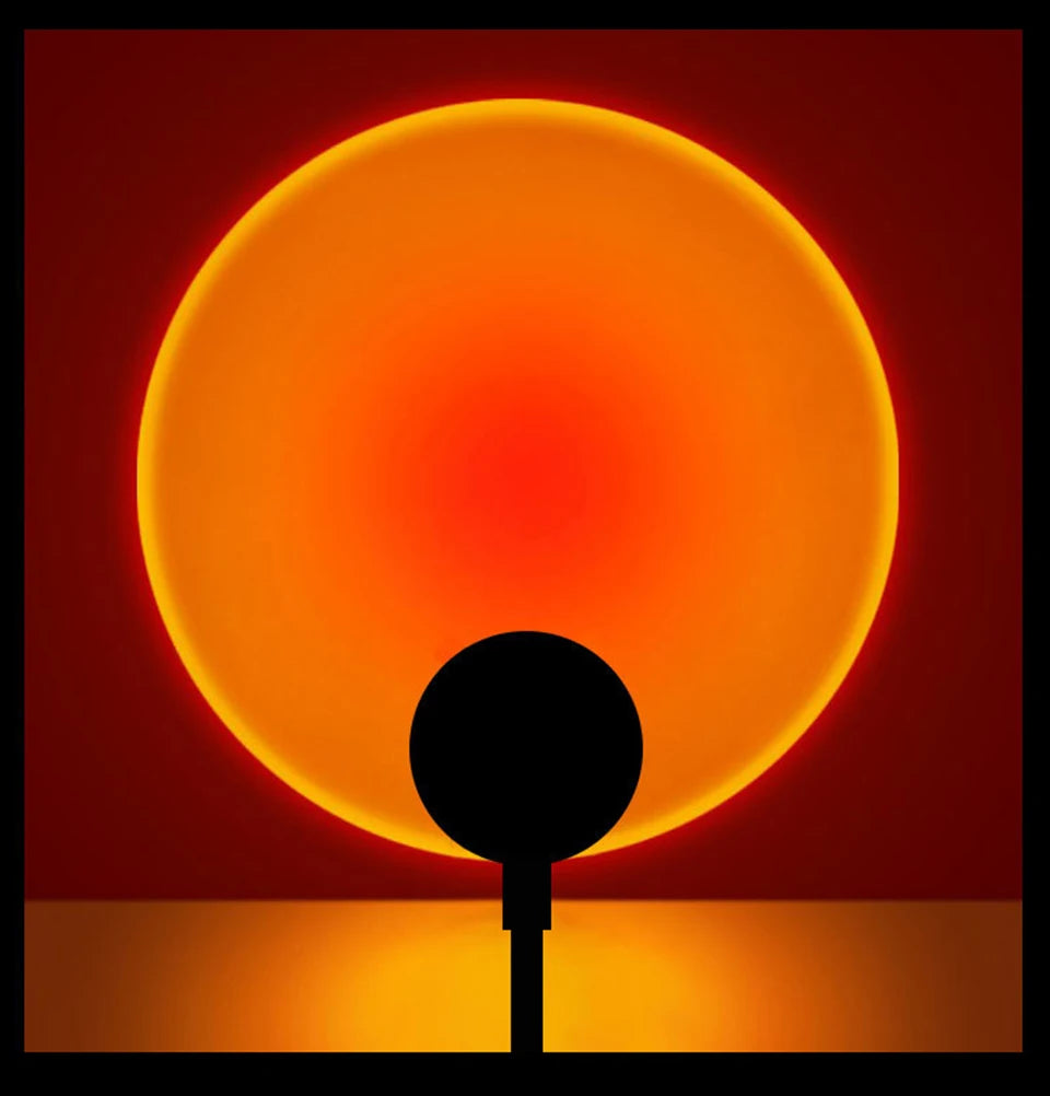NOIRÉ Eclipse Lamp